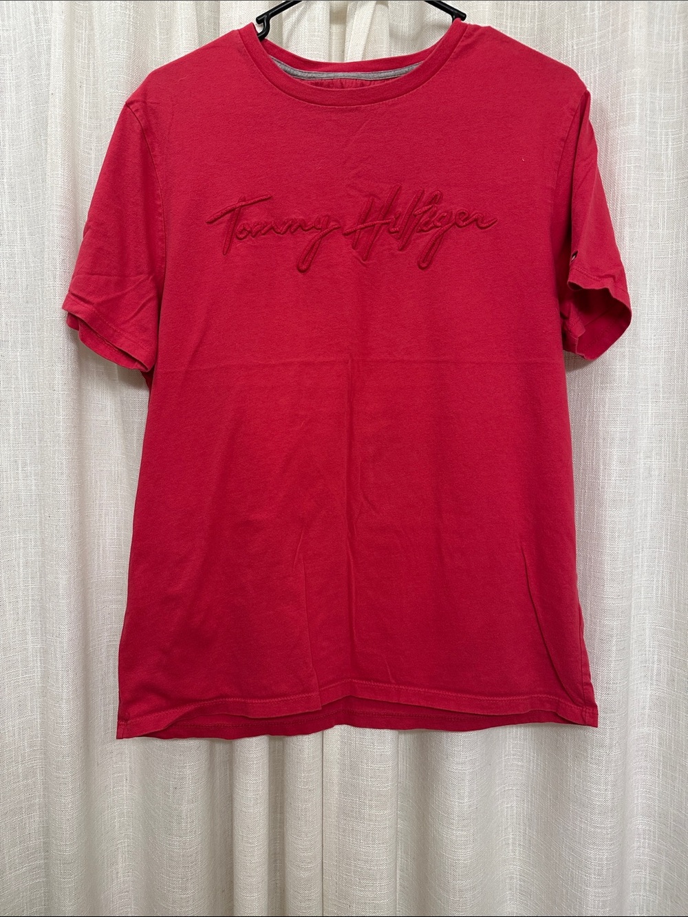 VINTAGE Tommy Hilfiger Magenta Short-Sleeve Embroidered Logo Tee